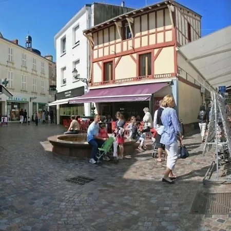 Les Sables-d'olonne, 2 Pieces, 4 Personnes - Fr-1-385-5 아파트
